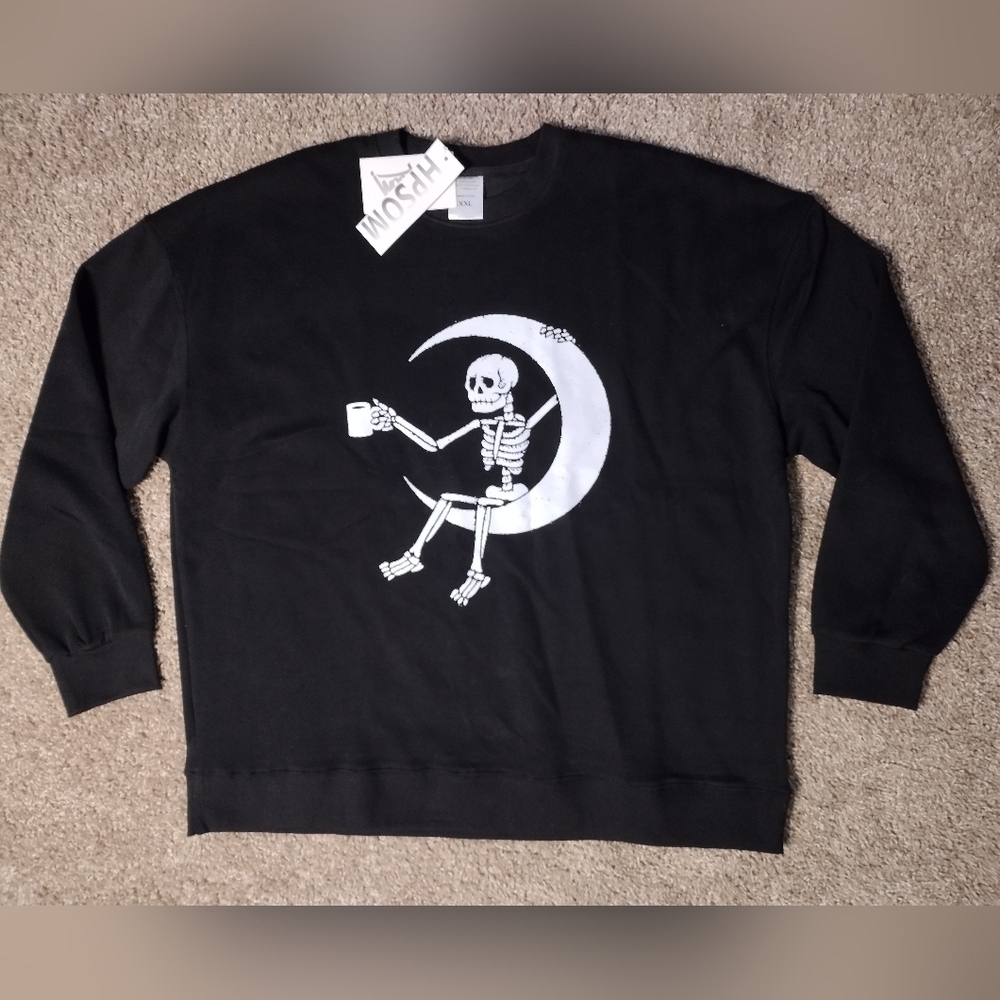 Black Skeleton Graphic Sweater - Picture 6 of 10